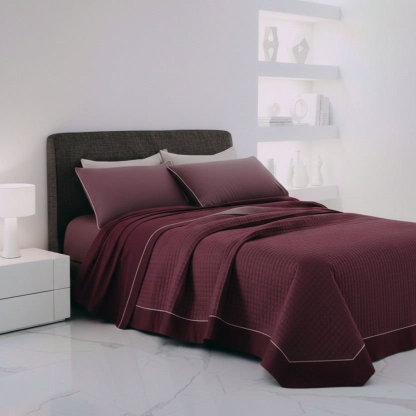 Trapuntino Matrimoniale LAGOM - Percalle Puro Cotone con Piping Artigianale - Barrile donna