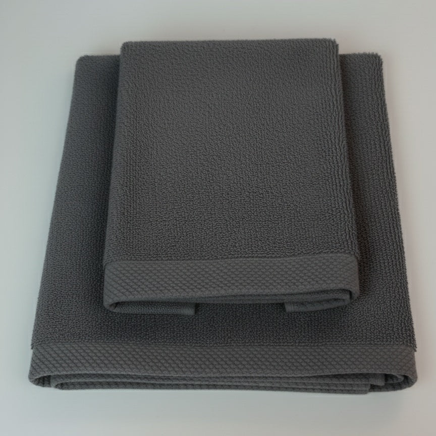 AREA - Set Spugna Asciugamano + Ospite Tinta Unita 100% Cotone - Barrile donna